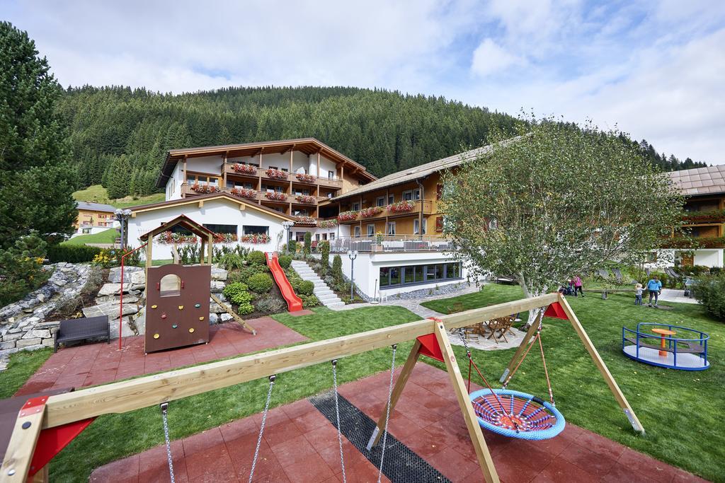 Hotel Alpenblume Damüls Extérieur photo