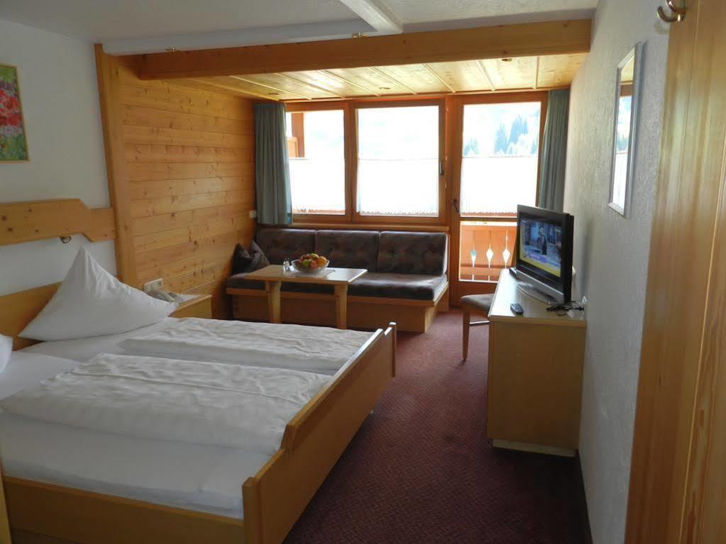 Hotel Alpenblume Damüls Extérieur photo